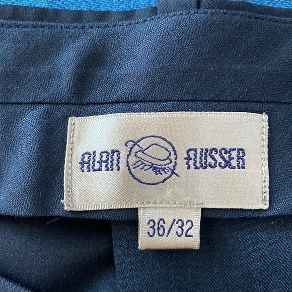 Allan Flusser black pleated and cuffed pants. 36/32
Ch - Picture 3 of 11